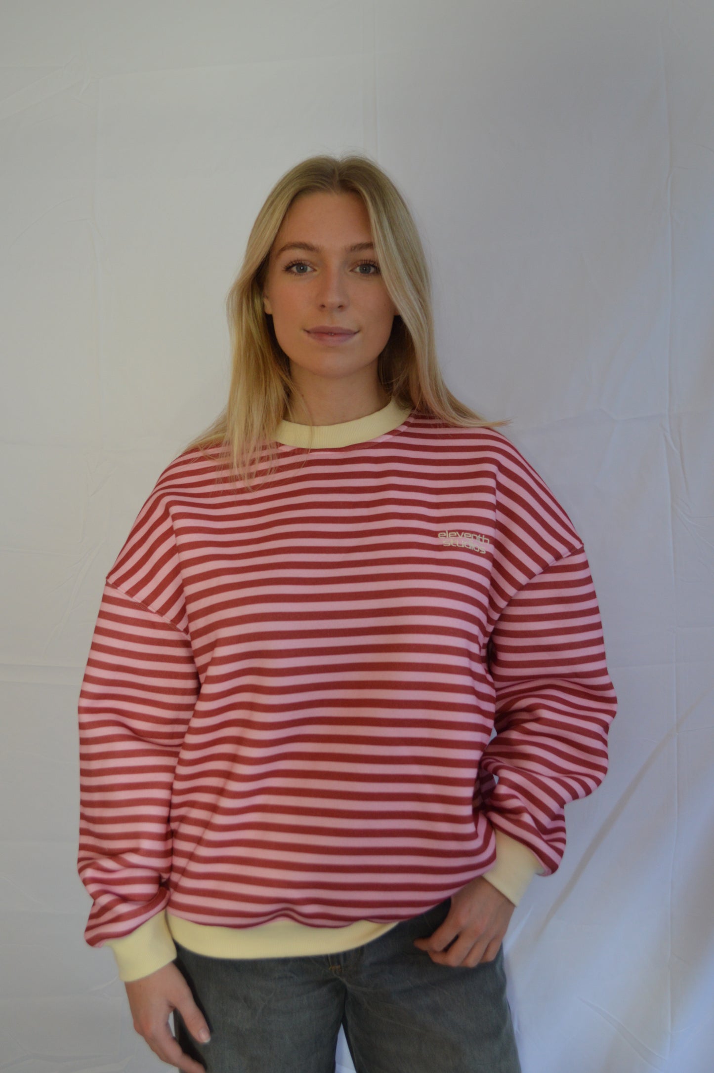 The striped sweater pink