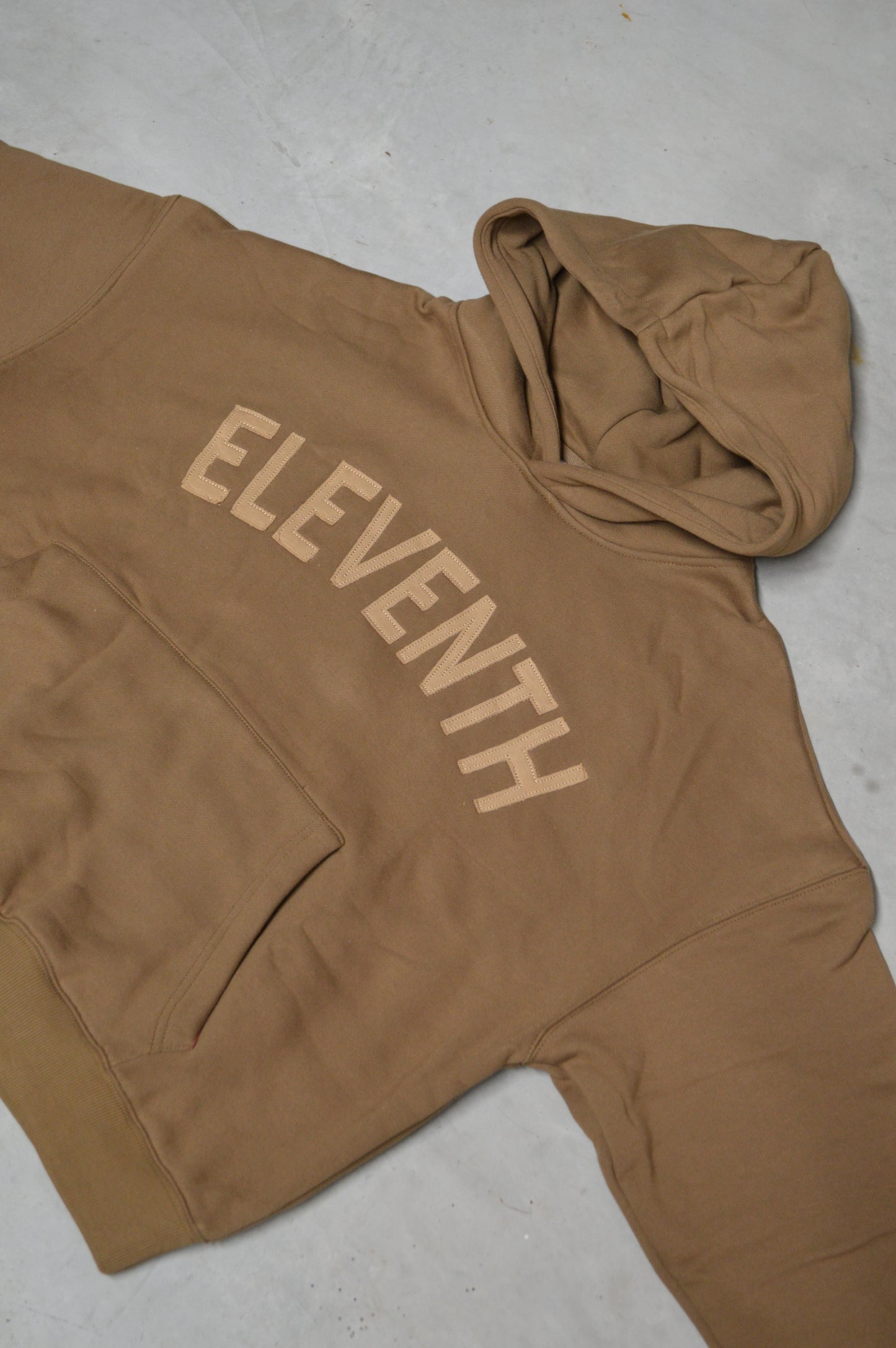 The ultimate logo boxy hoodie brown