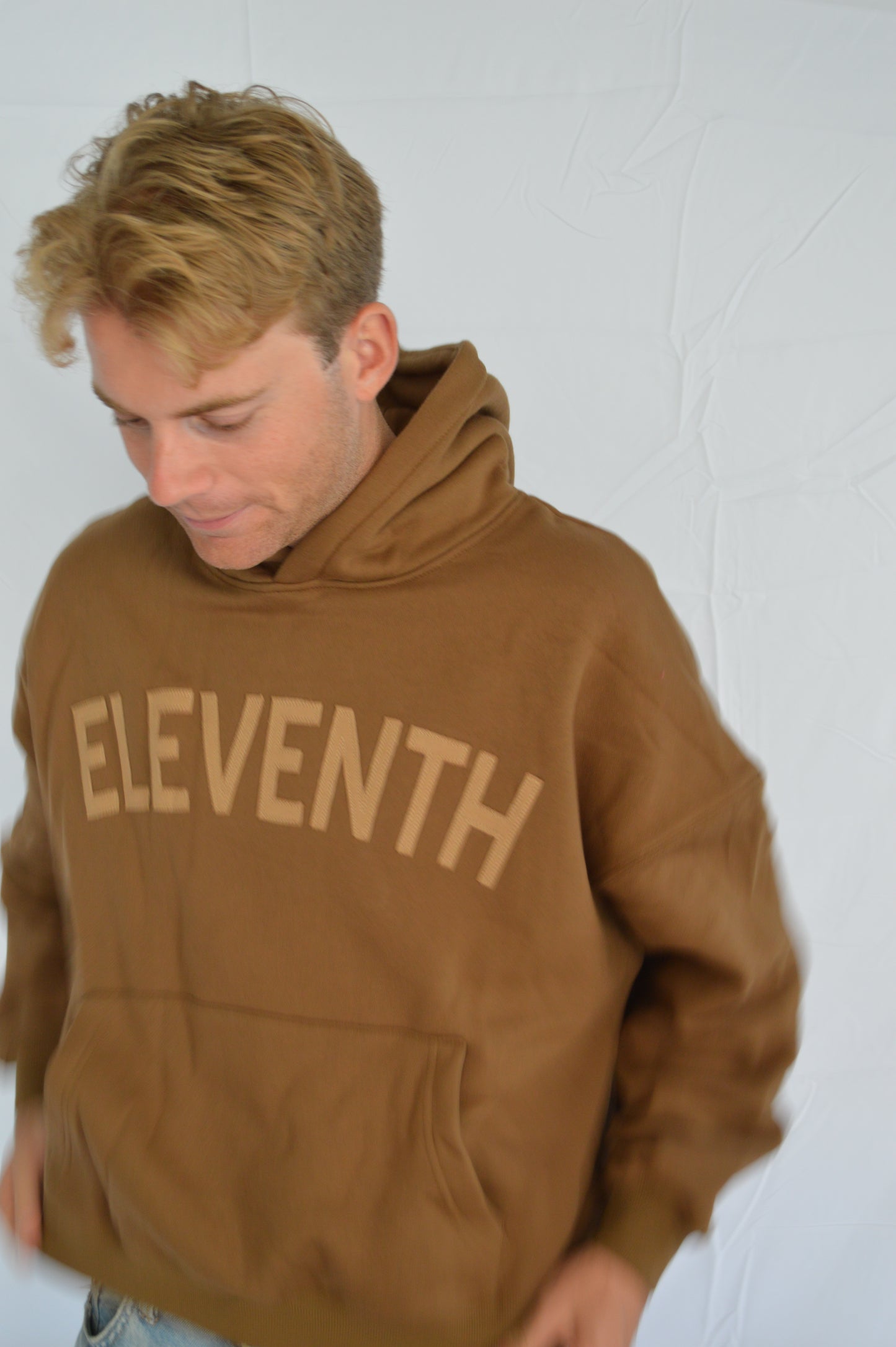 The ultimate logo boxy hoodie brown