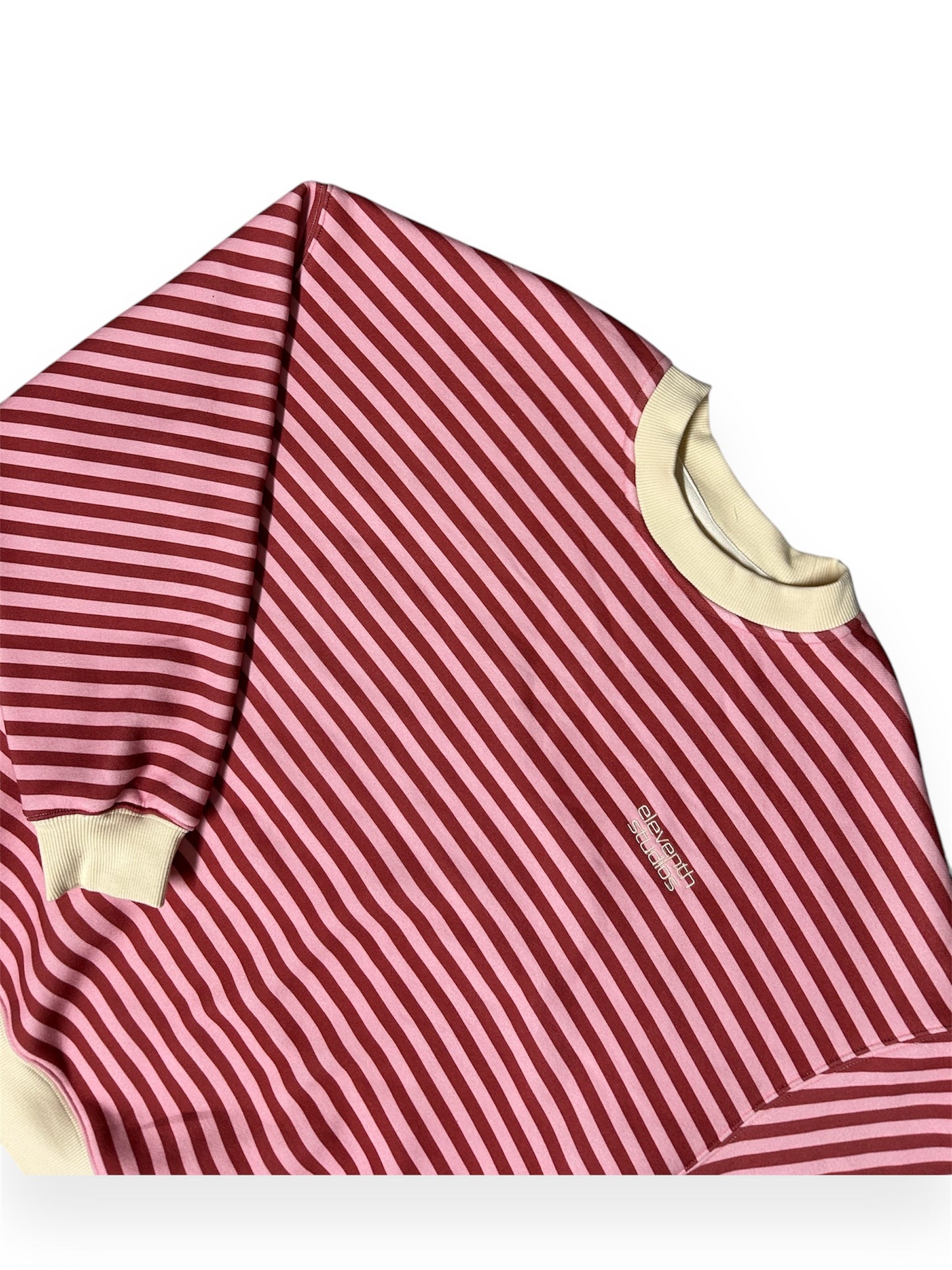 The striped sweater pink