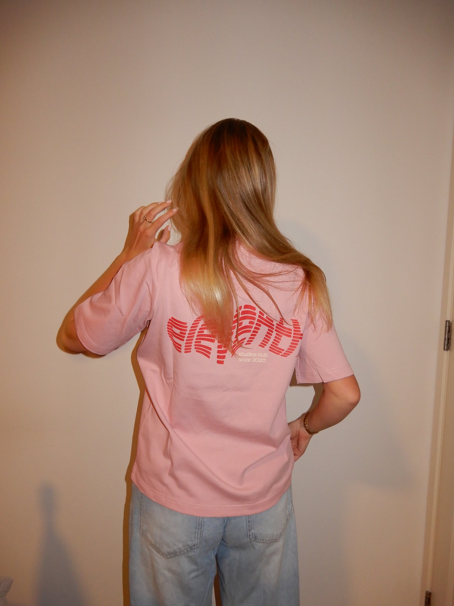 The lined logo shirt light pink